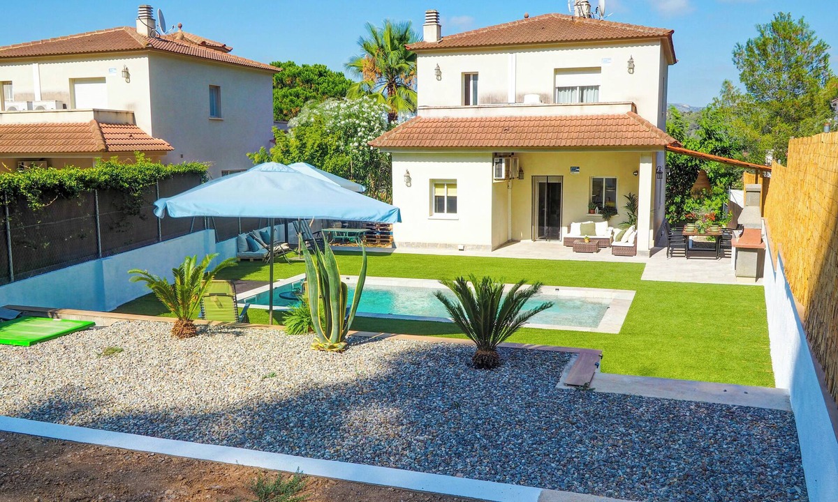 Olivella Villa | Villa Claudia by Hello Homes Sitges