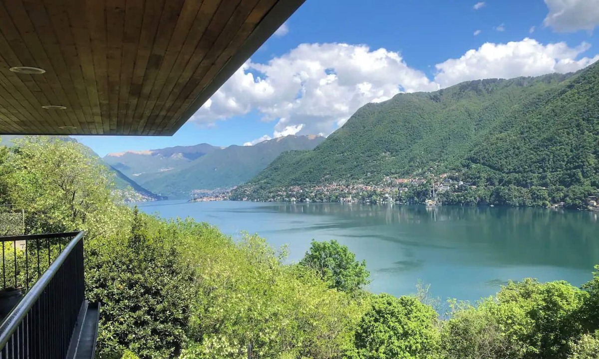Como Villa | Villa Como-breathtaking vistas of the lake and mountains!