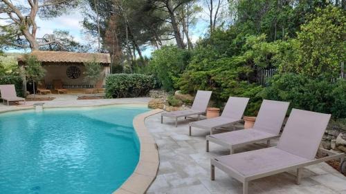 Rognes Villa | Villa confortable avec jardin à Rognes – 200 m²