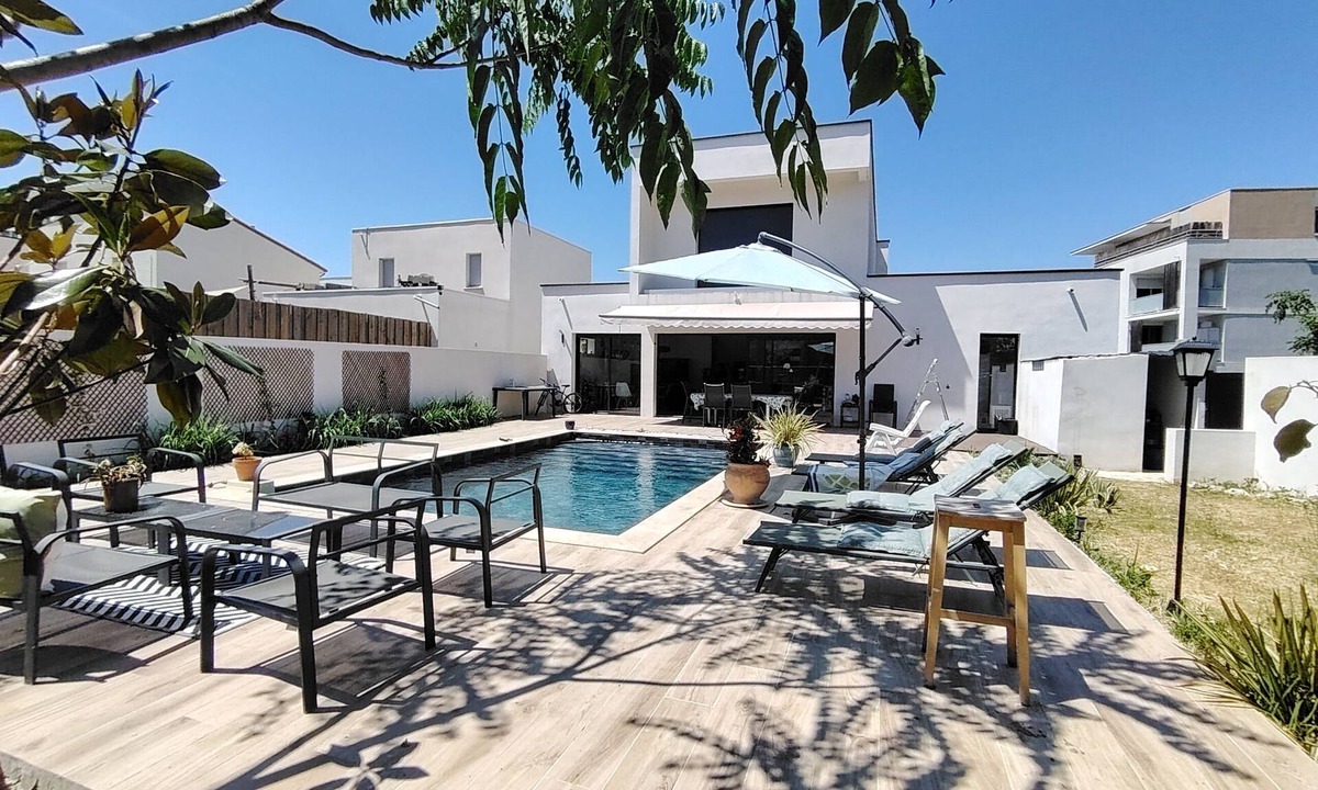 Marsillargues Villa | Villa D'architecte Avec Piscine, Idéal Pour les Familles, 20minutes des Plages