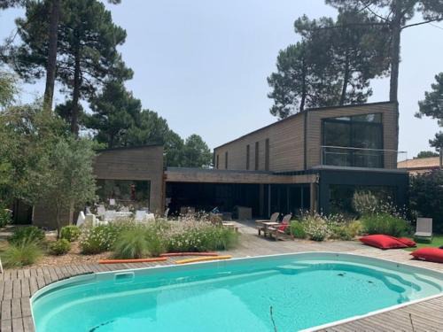 Biscarrosse Villa | Villa d'Exception 7 chambres au coeur du golf de Biscarrosse