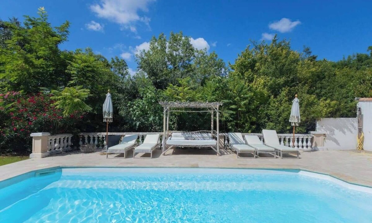 11th Arrondissement House | Villa d'exception - La Tahitienne - Piscine