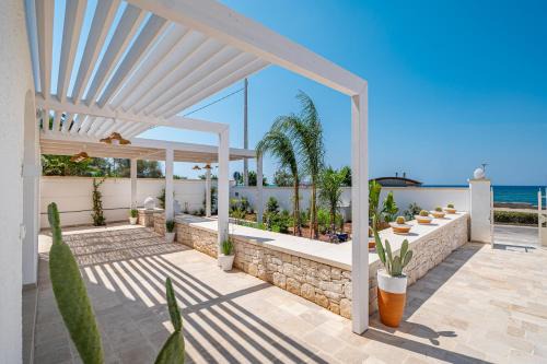 Torre San Giovanni Bed & Breakfast | Villa De Nuzzo - Bed & Breakfast