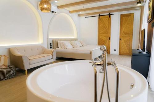 Silang Junction South House | Villa Dalara
