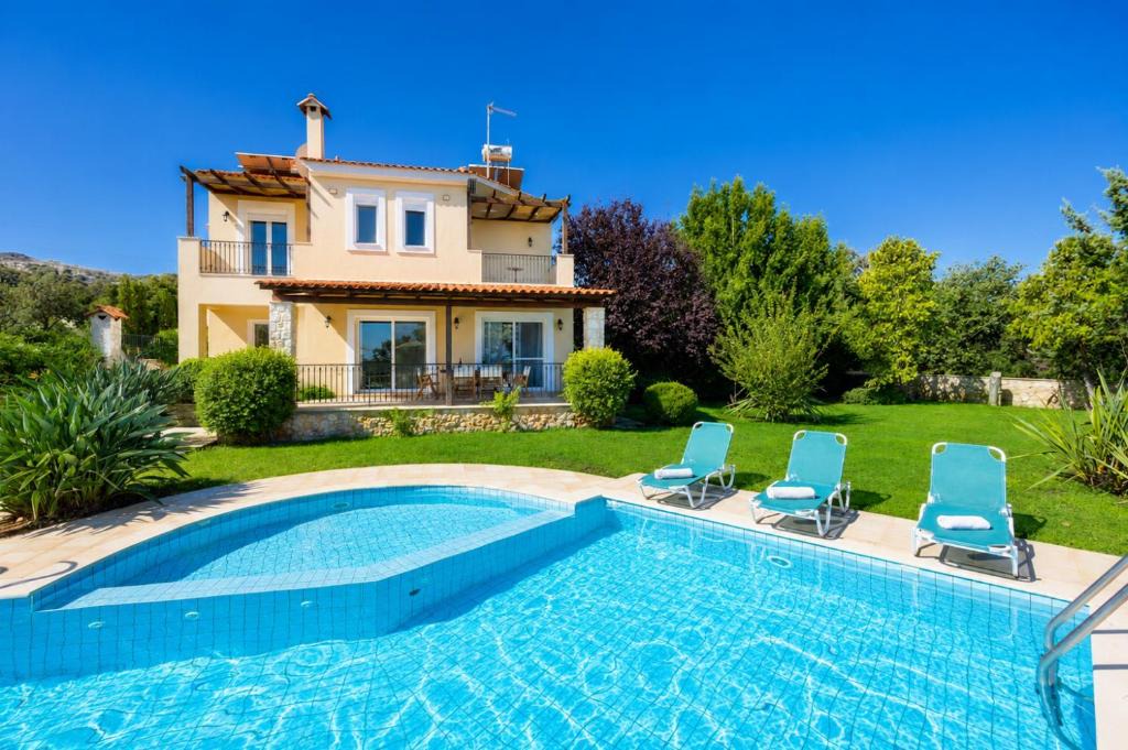 Gerani Villa | Villa Daphni
