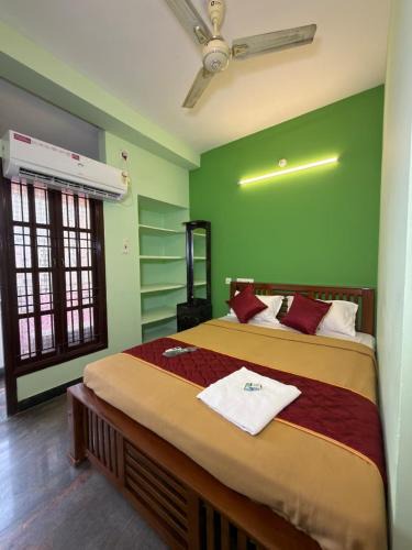 Pondicherry Beach House | Villa De Griffin