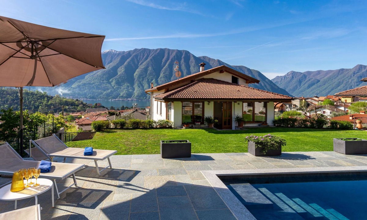 Lenno Apartment | Villa Del Sole by Interhome