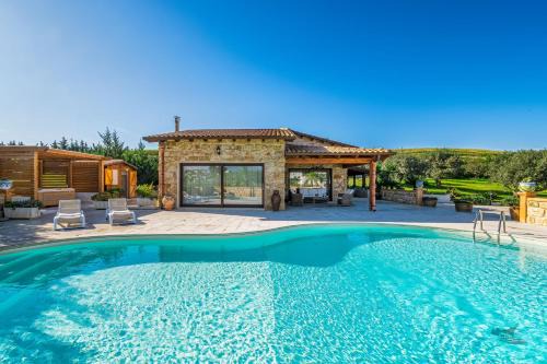 Alcamo Marina Villa | Villa DelMarmo