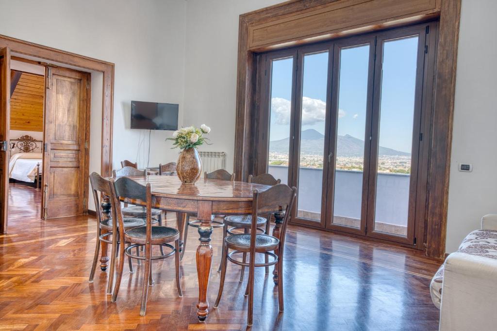 Angri Apartment | Villa Desiderio Elysia Penthouse with Vesuvius View
