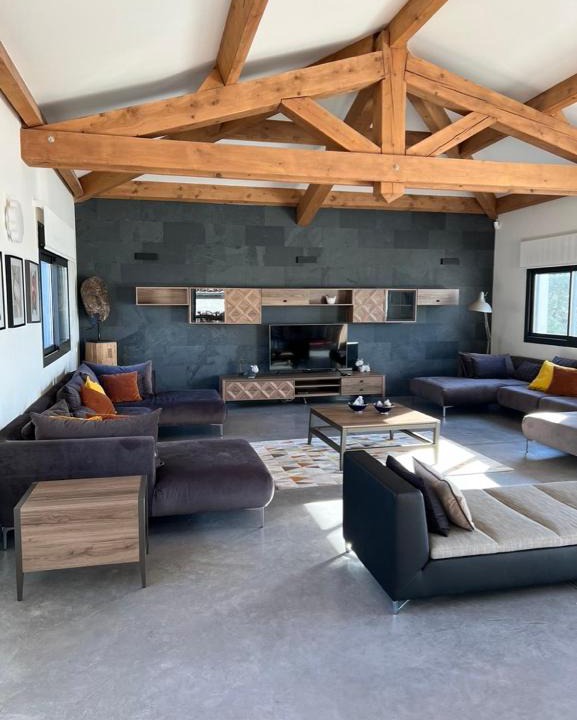 Bedoin Villa | Villa Design