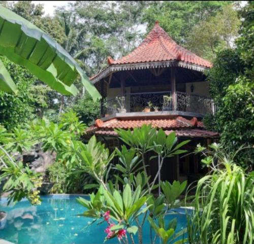 Watulimo House | Villa Dimar