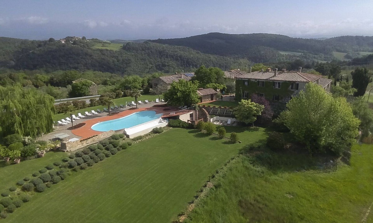 Palazzina Villa | Villa Dipendenza, Historic Holding with wonderful swimming pool