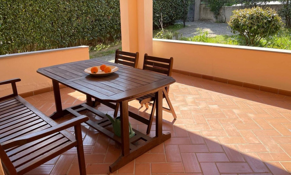 Massa Marittima Villa | Villa Duomo Mare – Entire Private Home with Garden and Terrace, Walk to Center