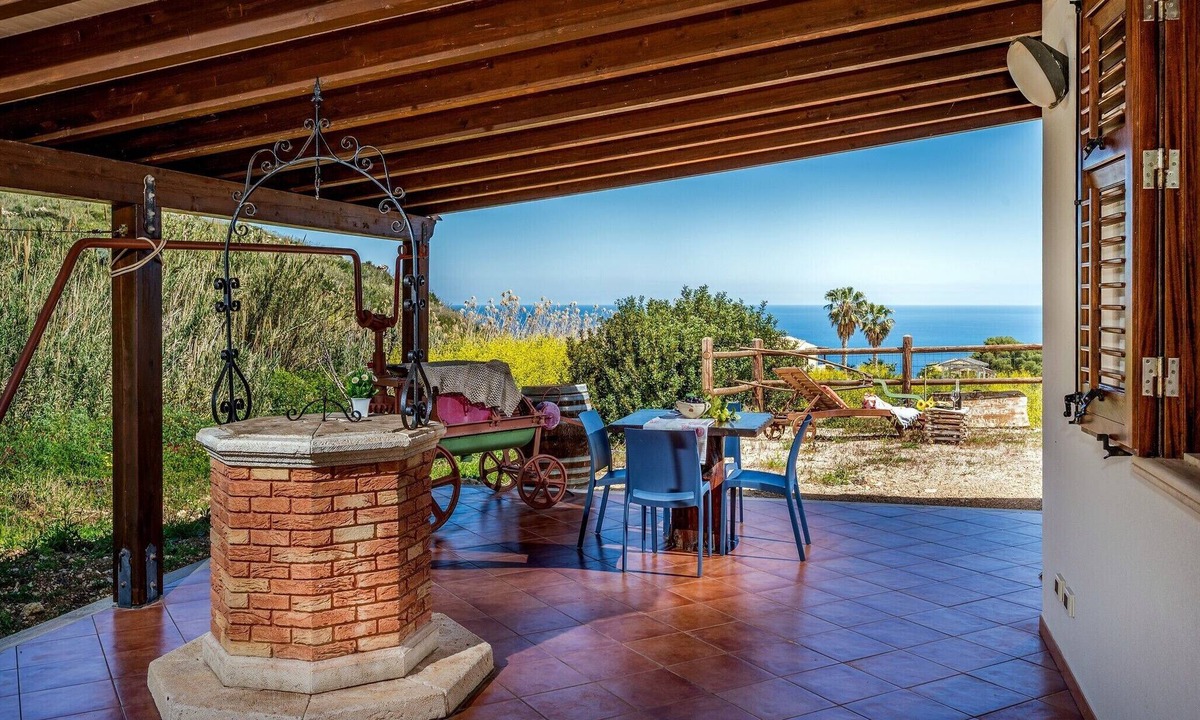 Scopello Apartment | Villa Elena, a two-family villa near the Zingaro Nature Reserve.