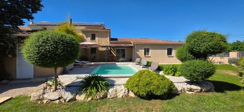 Sarrians Villa | Villa Elara provençale avec piscine 4 étoiles