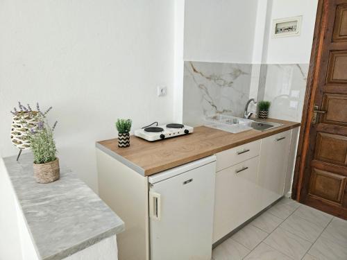 Ipsos Apartment | VILLA ELENA