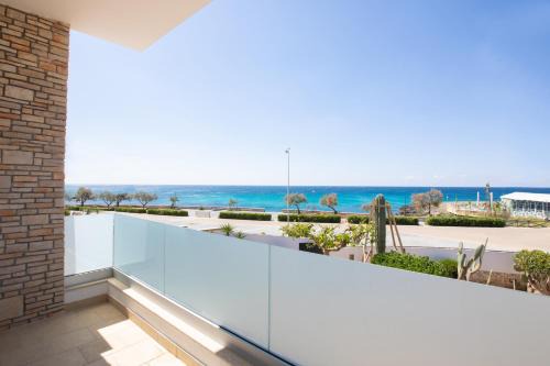 Capilungo Villa | Villa Eleonora con piscina Fronte Mare