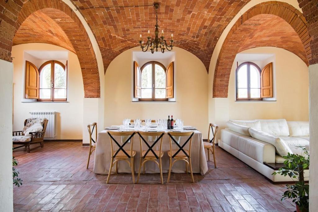Lucignano House | Villa Eleonora