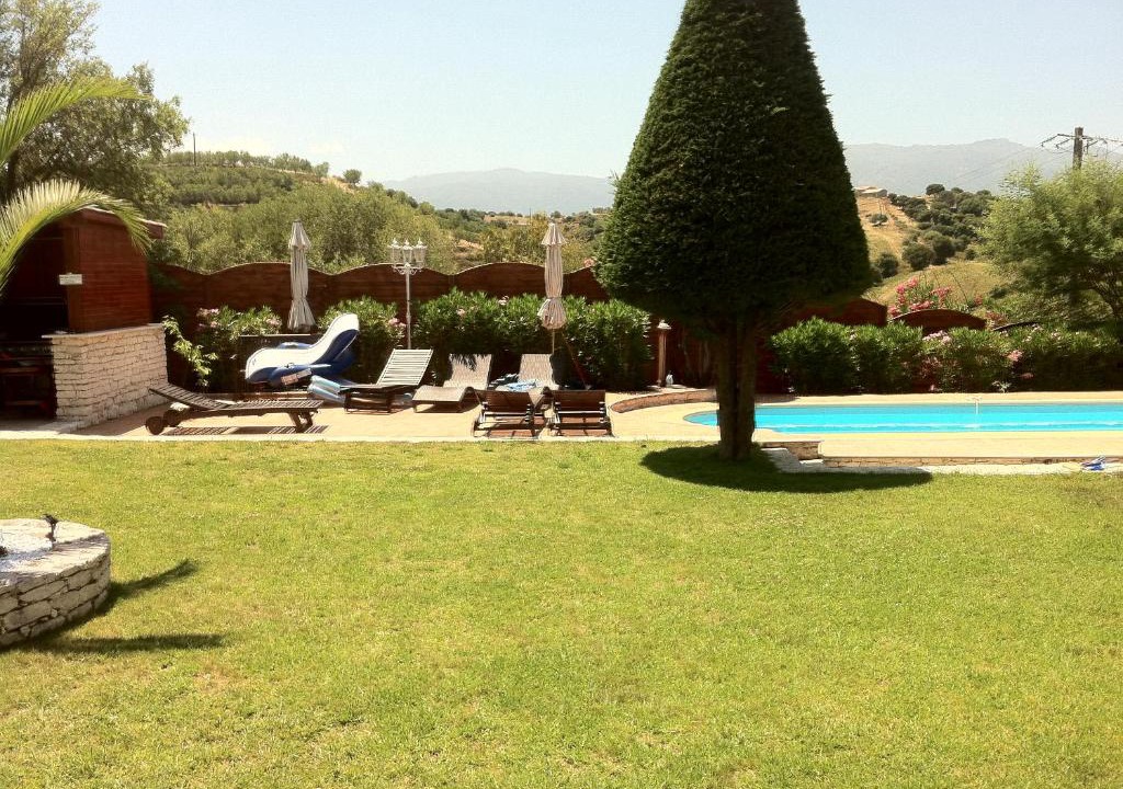 Oletta Villa | Villa ELOFRED