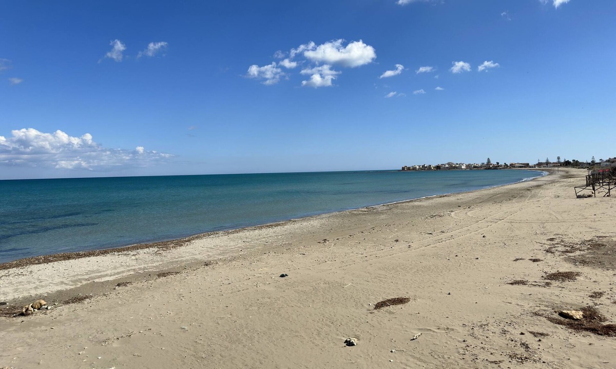 Reitani Villa | Villa "Emerald" with Sea View, Garden & Wi-Fi