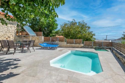 Laranion House | Villa Emilia