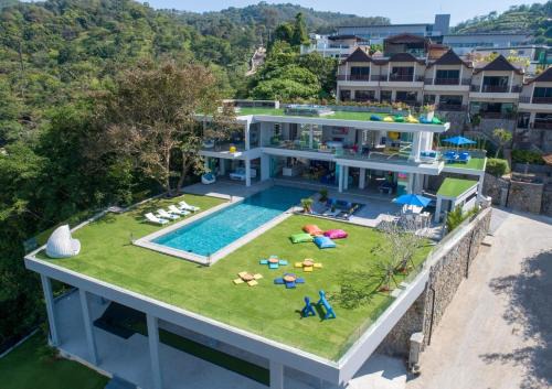 Patong Villa | Villa Enjoy - Modern Luxury in Patong