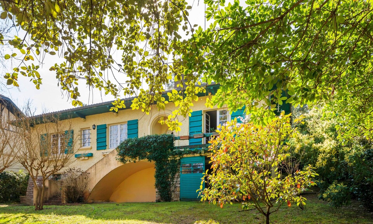 Soorts-Hossegor House | Villa Eole – Elegant villa with garden in Hossegor, steps from the beach and town center
