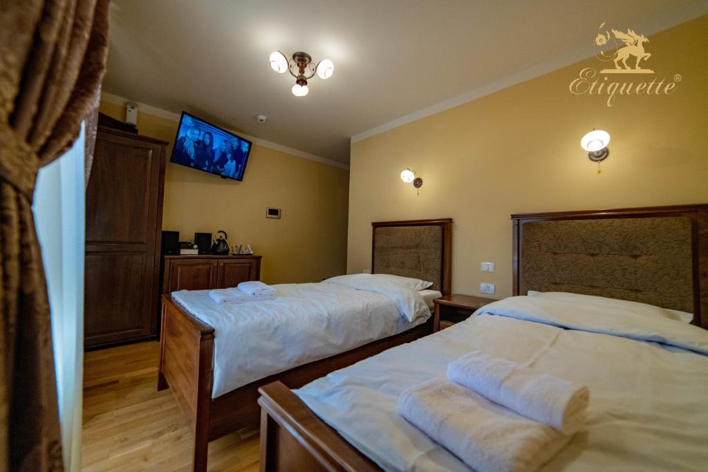Deva Hotel | Villa Etiquette