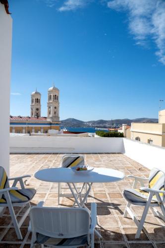 Ermoupoli Apartment | Villa Eugenia