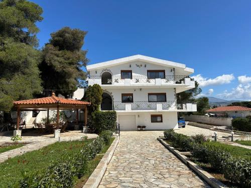 Isthmia Apartment | Villa Evita