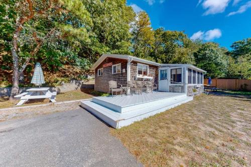 South Dennis House | Villa Fairview