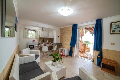 Marina di Felloniche Apartment | Villa Felloniche on Seashore