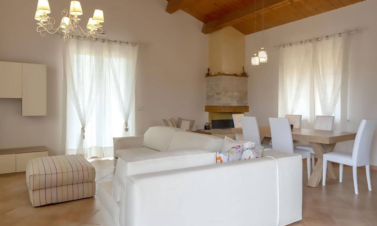 Spello Villa | Villa Fiore 8 - Three Bedroom Villa, Sleeps 8