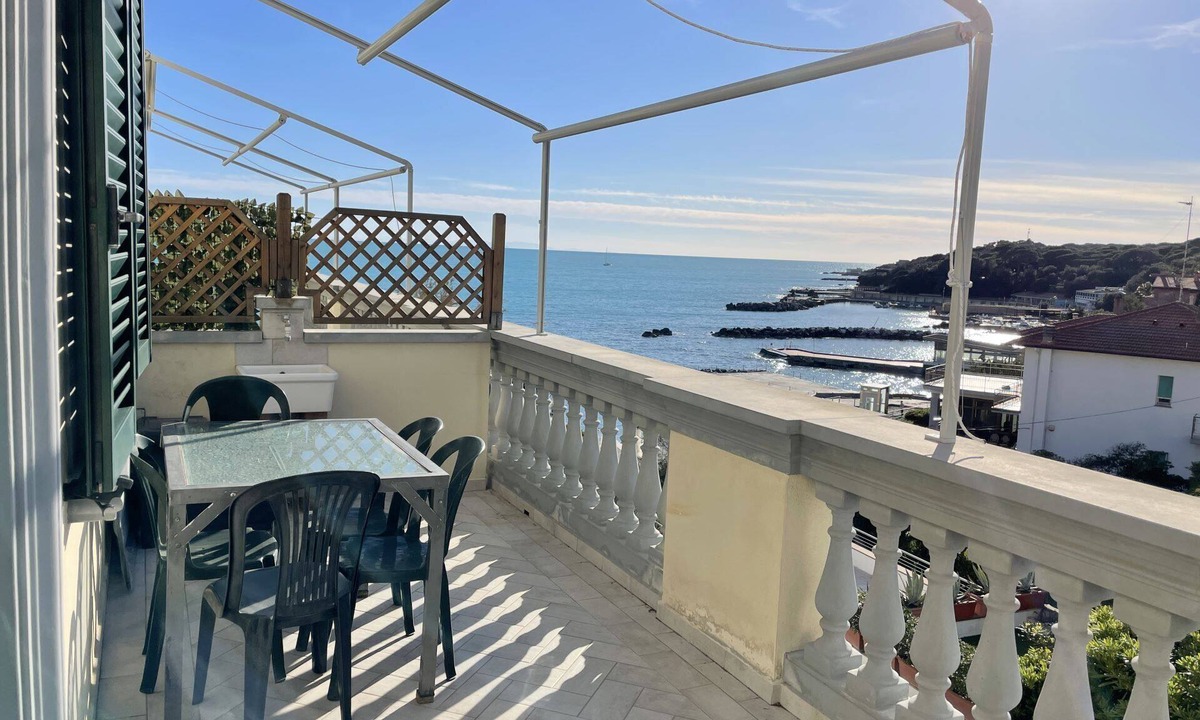 Castiglioncello Apartment | Villa Fiorella - Villa Fiorella p. 1° monte