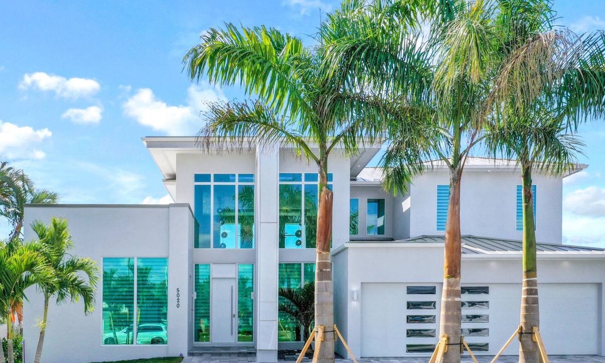Eight Lakes Villa | Villa Flash - Five Bedroom Villa, Sleeps 10