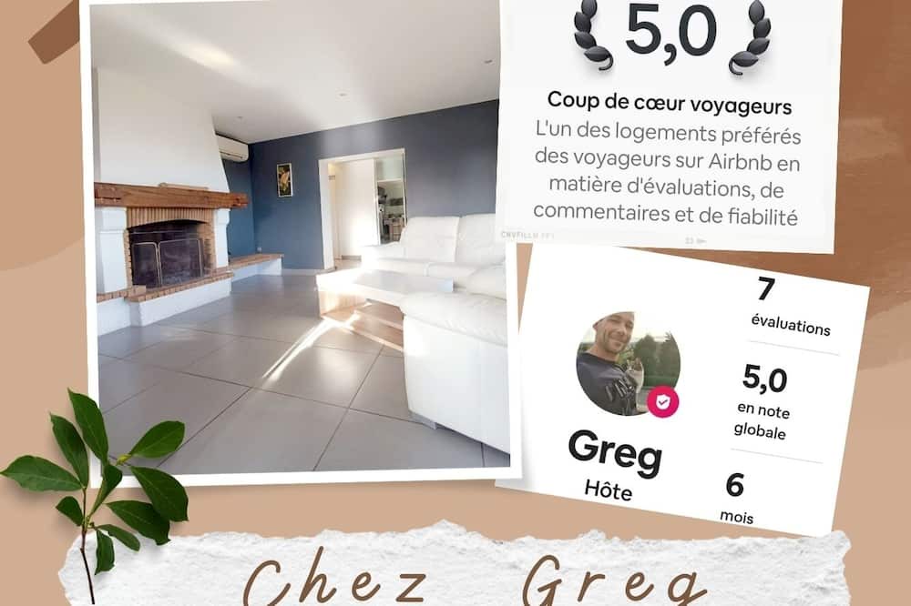 Saint-Marcel-les-Valence Villa | Villa 'Greg' with Mountain View, Wi-Fi and Air Conditioning