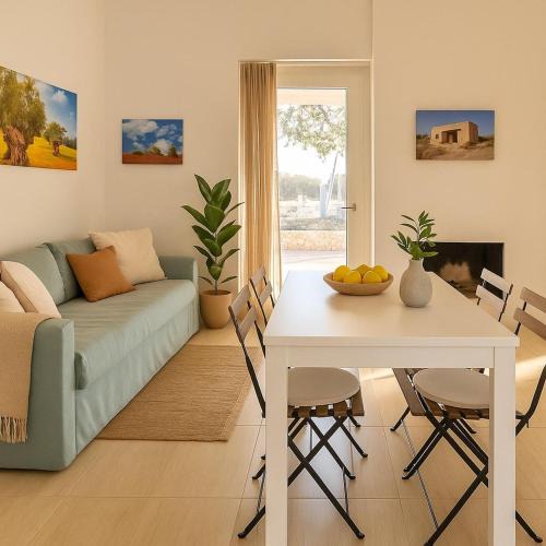 Ostuni House | Villa Giò - Villa con giardino privato per 8-10 Ospiti a Ostuni