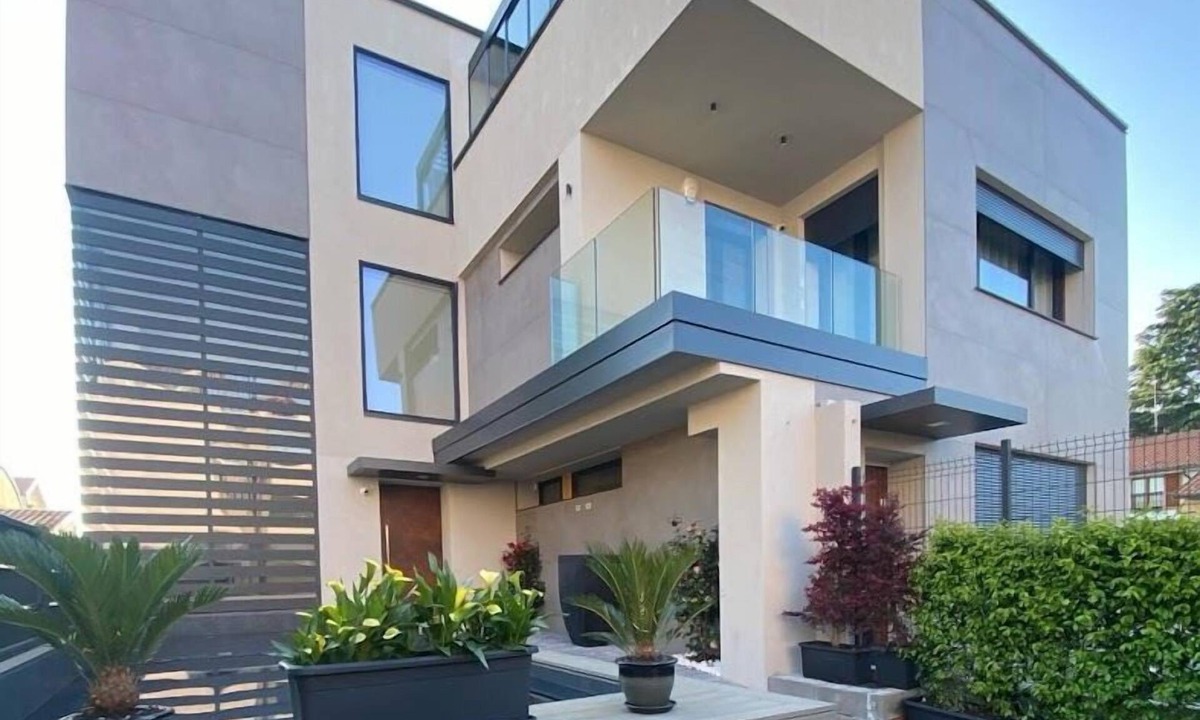 Monza Villa | VILLA GIO'S