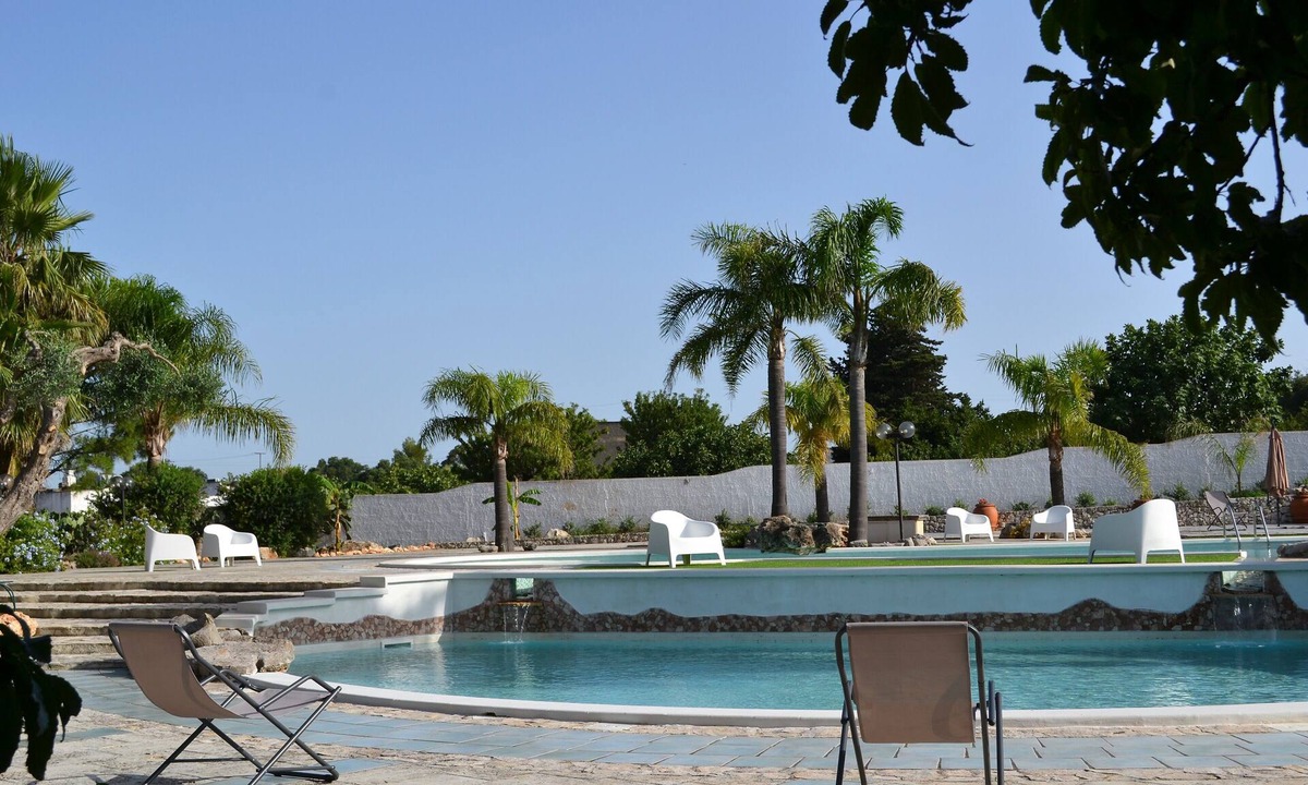 Brindisi Villa | Villa Giorgia-Fabulous Villa with Exclusive swimming pools