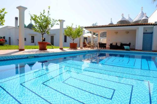 Specchiaruzzo Villa | Villa Giovanna Trullo