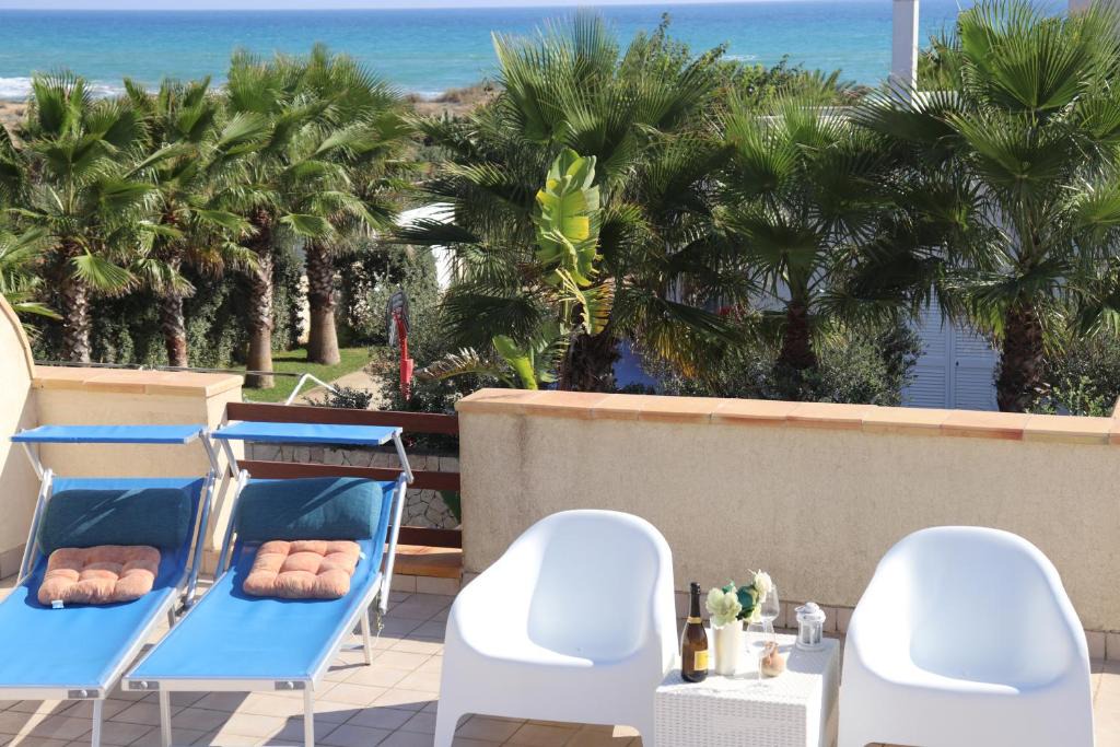 Tre Fontane Villa | VILLA GIOVY