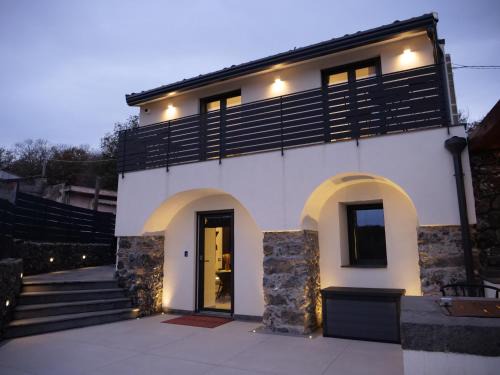 Castiglione di Sicilia Villa | Villa Grazia 49
