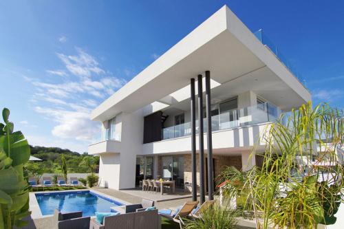 Paralimni Villa | Villa Harmonia