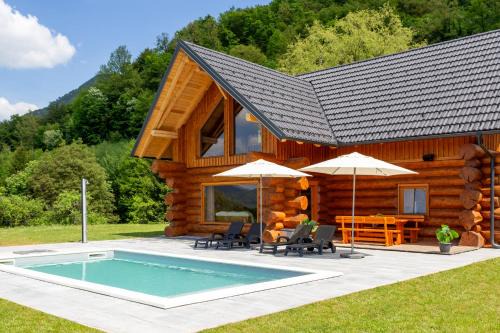 Rogatec House | Villa Harmonia Private Jacuzzi and Pool Retreat near Rogaška