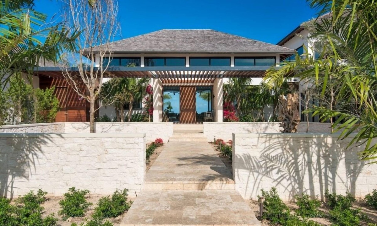 Leeward Settlement Villa | Villa Hawksbill - Located in Tropical Grace Bay with Private Pool