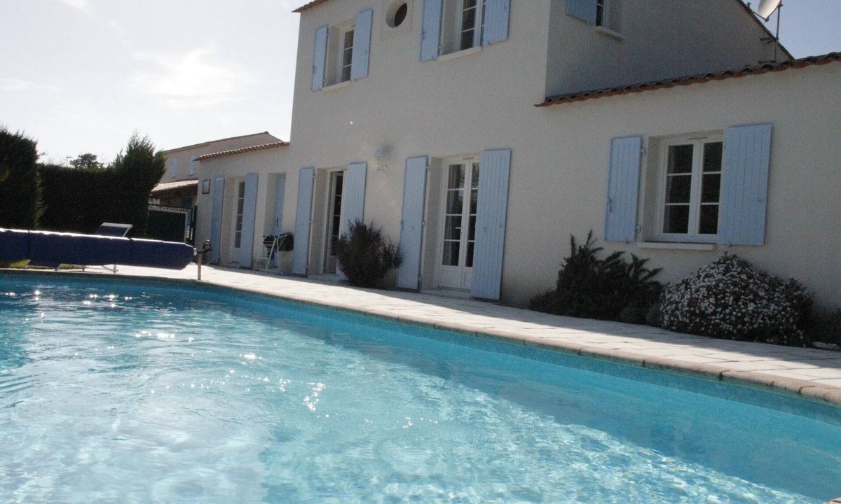 Saint-Trojan-les-Bains Villa | Villa heated pool forest beach and thalasso (200 m) Bikes 4 + 2 persons