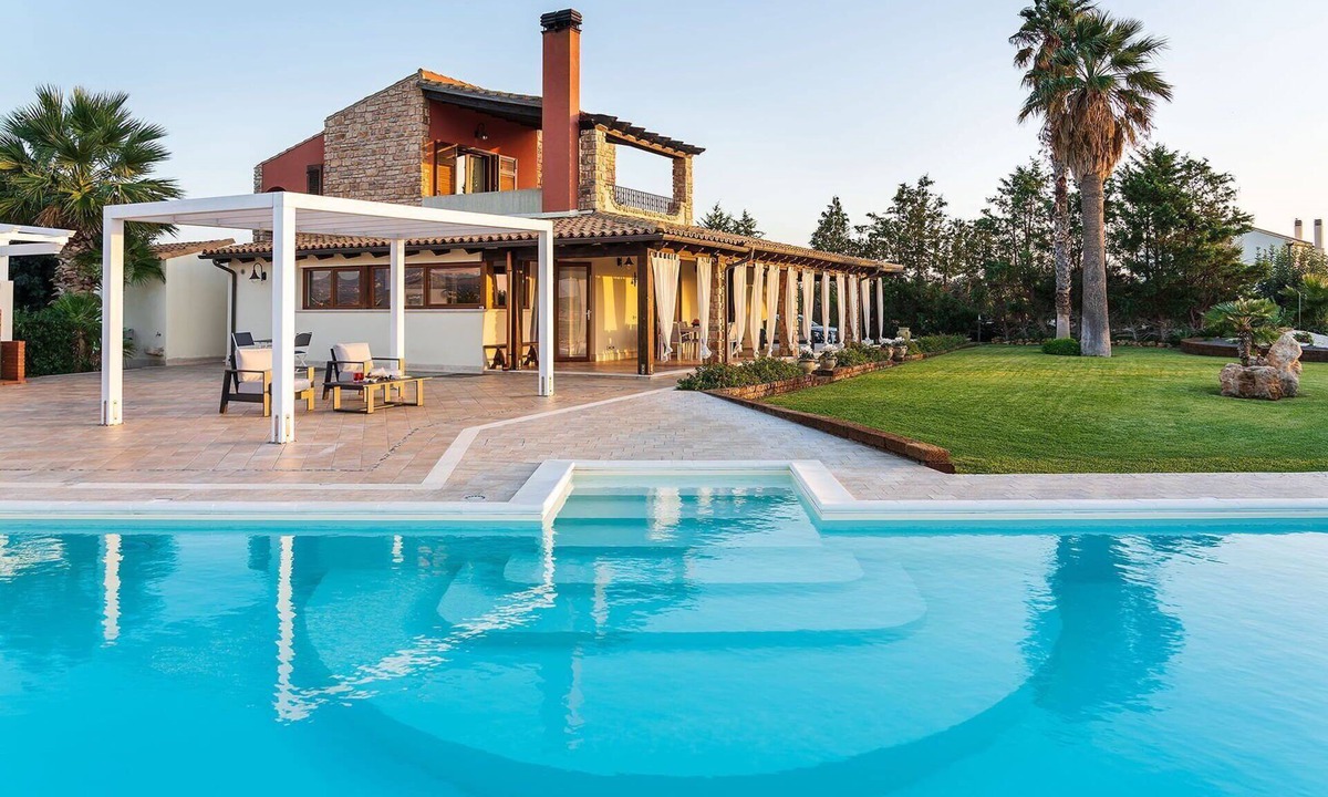 Paceco Villa | Villa Heaven with private pool - My Rental Homes