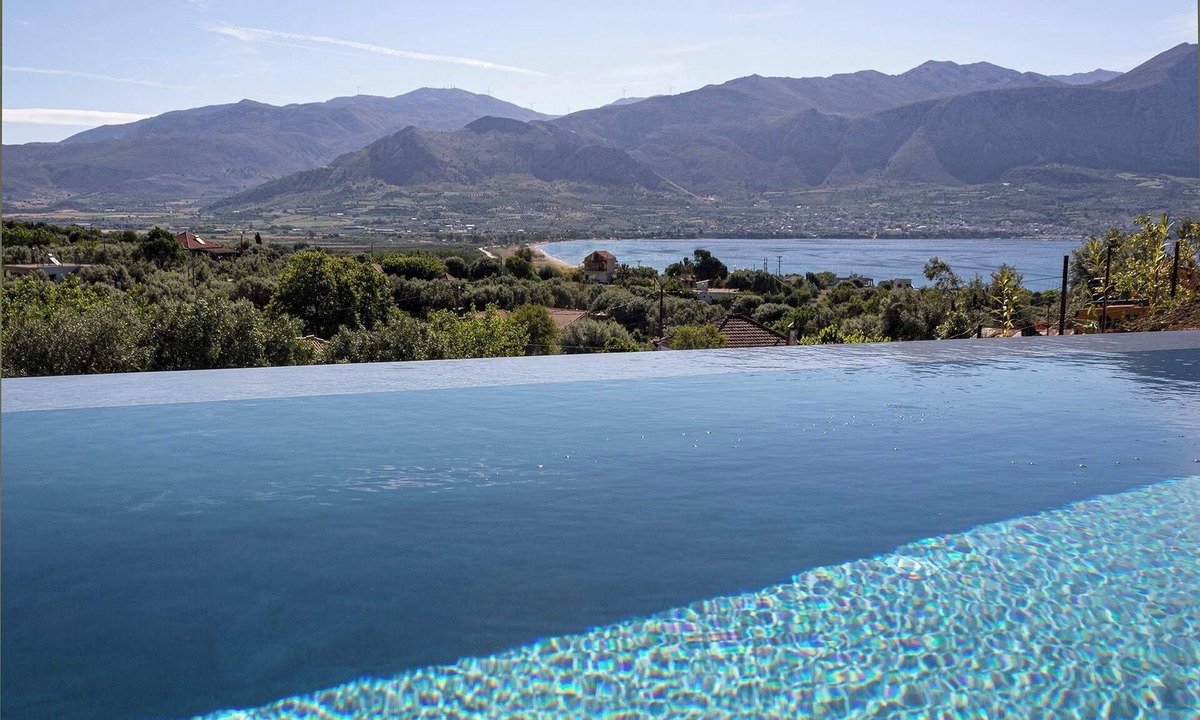 Aktio-Vonitsa Villa | Villa Helena Summary: