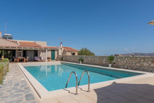 Episkopi Villa | Villa Helidona with Private Pool