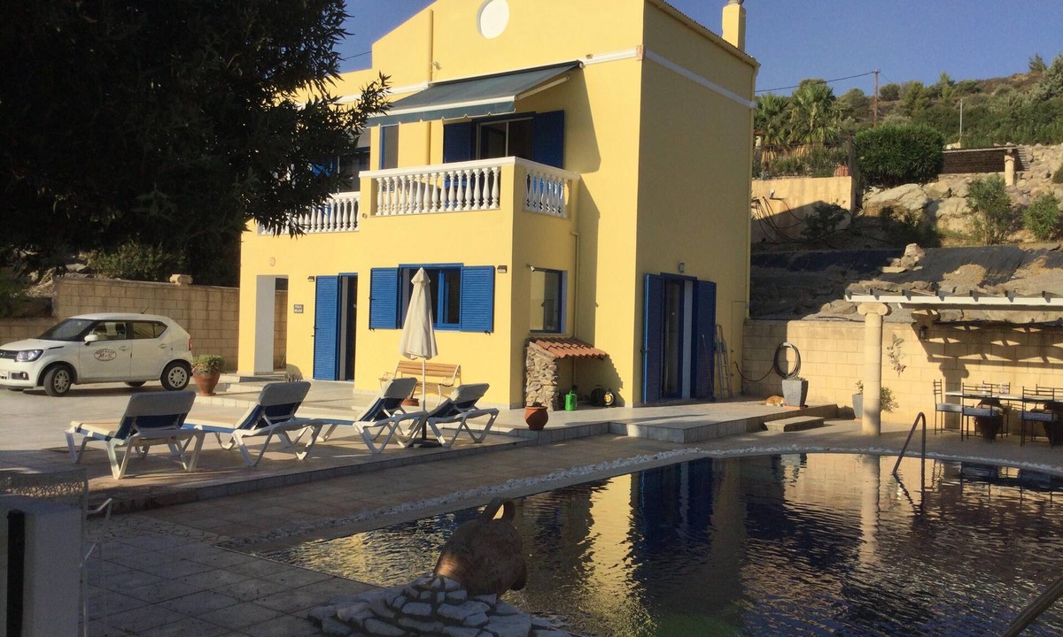 Kalathos Villa | Villa Helios with Private Pool,New outside kitchen and BBQ, welcome pack inc.